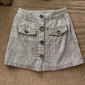 Button down tweed skirt